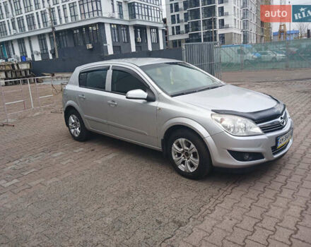 Серый Опель Астра, объемом двигателя 1.6 л и пробегом 281 тыс. км за 4800 $, фото 1 на Automoto.ua