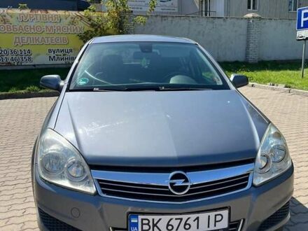 Опель Астра 2007 у Рівному на Automoto.ua Сірий Опель Астра, об'ємом двигуна 1.4 л та пробігом 218 тис. км за 4699 $, фото 1 на Automoto.ua