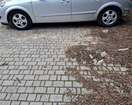 Серый Опель Астра, объемом двигателя 1.6 л и пробегом 257 тыс. км за 6700 $, фото 1 на Automoto.ua