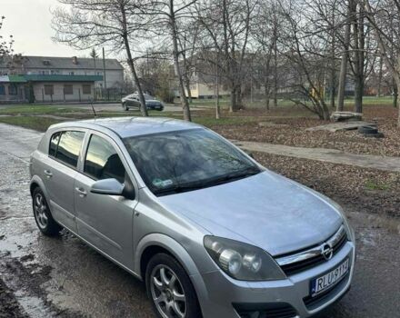Серый Опель Астра, объемом двигателя 1.9 л и пробегом 300 тыс. км за 2500 $, фото 1 на Automoto.ua