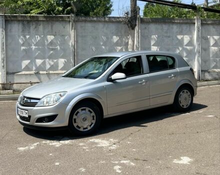 Серый Опель Астра, объемом двигателя 1.6 л и пробегом 250 тыс. км за 5200 $, фото 1 на Automoto.ua