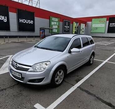 Серый Опель Астра, объемом двигателя 1.7 л и пробегом 277 тыс. км за 5500 $, фото 1 на Automoto.ua