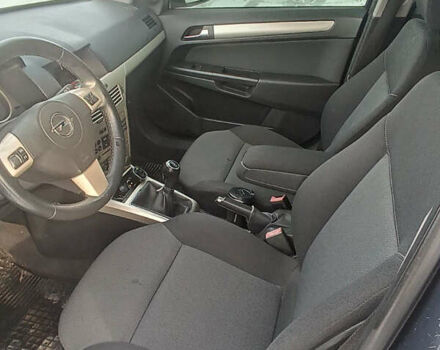 Сірий Опель Астра, об'ємом двигуна 1.6 л та пробігом 107 тис. км за 6300 $, фото 1 на Automoto.ua