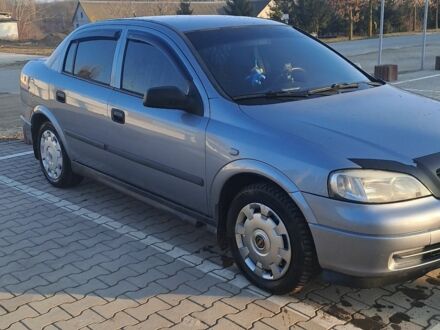 Серый Опель Астра, объемом двигателя 1.4 л и пробегом 173 тыс. км за 2900 $, фото 1 на Automoto.ua