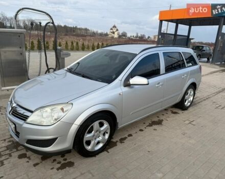 Серый Опель Астра, объемом двигателя 1.3 л и пробегом 357 тыс. км за 3400 $, фото 1 на Automoto.ua