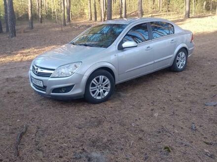 Опель Астра 2007 в Лебедине на Automoto.ua Серый Опель Астра, объемом двигателя 1.6 л и пробегом 208 тыс. км за 4900 $, фото 1 на Automoto.ua