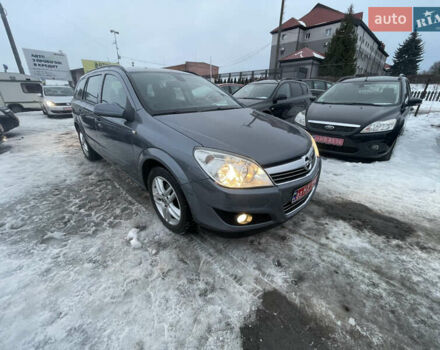 Серый Опель Астра, объемом двигателя 1.8 л и пробегом 216 тыс. км за 5800 $, фото 1 на Automoto.ua