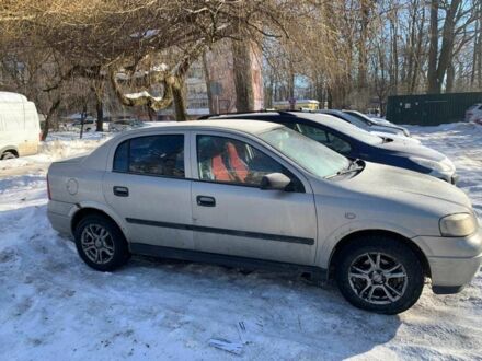 Серый Опель Астра, объемом двигателя 1.4 л и пробегом 354 тыс. км за 2300 $, фото 1 на Automoto.ua