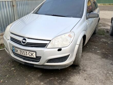 Серый Опель Астра, объемом двигателя 1.9 л и пробегом 268 тыс. км за 2900 $, фото 1 на Automoto.ua