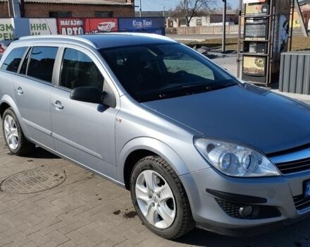 Серый Опель Астра, объемом двигателя 1.6 л и пробегом 173 тыс. км за 6000 $, фото 1 на Automoto.ua