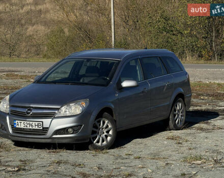 Опель Астра 2007 в Ивано-Франковске на Automoto.ua Серый Опель Астра, объемом двигателя 1.6 л и пробегом 225 тыс. км за 6000 $, фото 1 на Automoto.ua