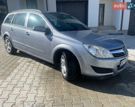 Серый Опель Астра, объемом двигателя 1.6 л и пробегом 197 тыс. км за 4700 $, фото 1 на Automoto.ua