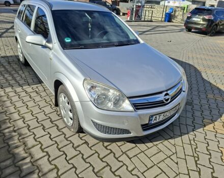 Серый Опель Астра, объемом двигателя 0 л и пробегом 199 тыс. км за 5700 $, фото 1 на Automoto.ua