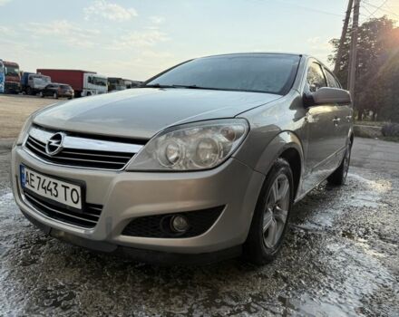 Серый Опель Астра, объемом двигателя 1.6 л и пробегом 260 тыс. км за 4400 $, фото 1 на Automoto.ua