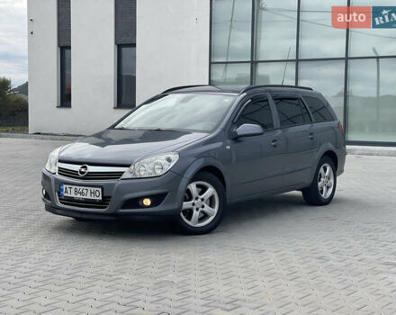 Серый Опель Астра, объемом двигателя 1.9 л и пробегом 203 тыс. км за 5800 $, фото 1 на Automoto.ua