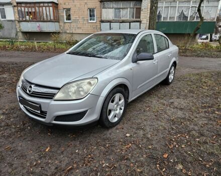Серый Опель Астра, объемом двигателя 1.3 л и пробегом 286 тыс. км за 2350 $, фото 1 на Automoto.ua