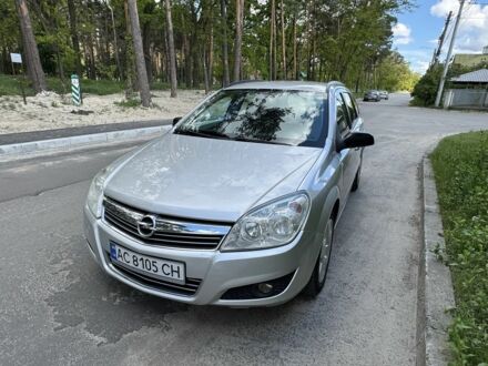 Опель Астра 2007 у Києві на Automoto.ua Сірий Опель Астра, об'ємом двигуна 1.9 л та пробігом 260 тис. км за 4900 $, фото 1 на Automoto.ua