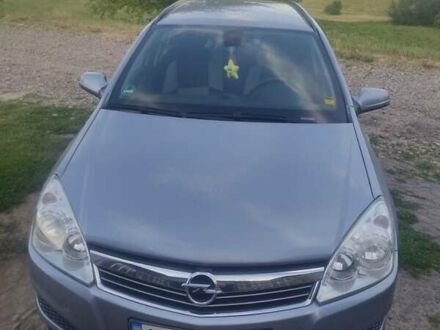 Серый Опель Астра, объемом двигателя 1.3 л и пробегом 280 тыс. км за 4000 $, фото 1 на Automoto.ua