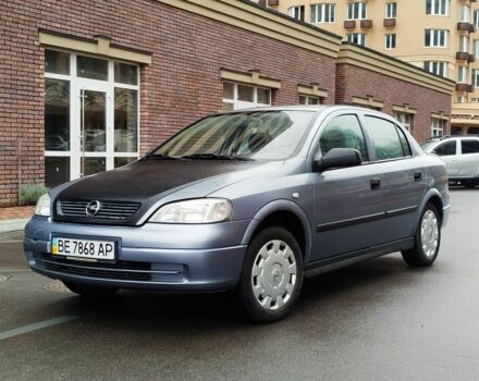 Серый Опель Астра, объемом двигателя 1.4 л и пробегом 136 тыс. км за 3000 $, фото 1 на Automoto.ua
