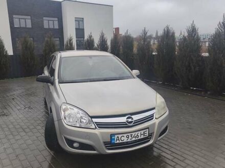 Серый Опель Астра, объемом двигателя 1.6 л и пробегом 277 тыс. км за 3700 $, фото 1 на Automoto.ua