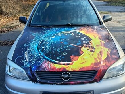 Серый Опель Астра, объемом двигателя 1.4 л и пробегом 342 тыс. км за 2200 $, фото 1 на Automoto.ua