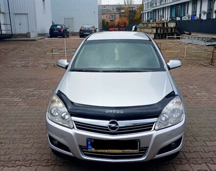 Опель Астра 2007 в Житомире на Automoto.ua Серый Опель Астра, объемом двигателя 1.6 л и пробегом 281 тыс. км за 4950 $, фото 1 на Automoto.ua