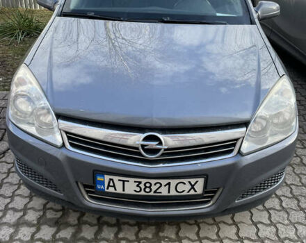 Серый Опель Астра, объемом двигателя 1.6 л и пробегом 195 тыс. км за 4800 $, фото 1 на Automoto.ua