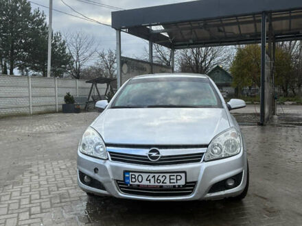 Серый Опель Астра, объемом двигателя 1.6 л и пробегом 150 тыс. км за 4700 $, фото 1 на Automoto.ua