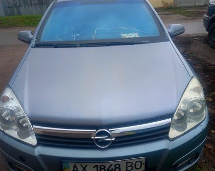 Серый Опель Астра, объемом двигателя 1.4 л и пробегом 250 тыс. км за 4600 $, фото 1 на Automoto.ua