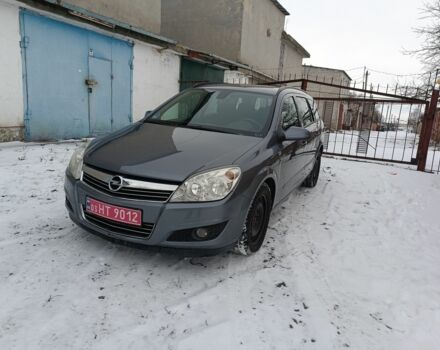 Серый Опель Астра, объемом двигателя 1.9 л и пробегом 216 тыс. км за 6800 $, фото 1 на Automoto.ua