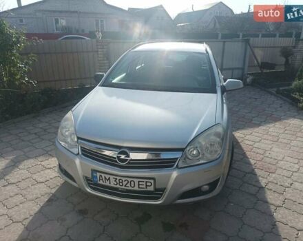 Серый Опель Астра, объемом двигателя 1.6 л и пробегом 300 тыс. км за 4500 $, фото 1 на Automoto.ua