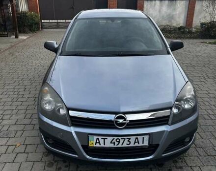 Серый Опель Астра, объемом двигателя 1.6 л и пробегом 160 тыс. км за 5000 $, фото 1 на Automoto.ua
