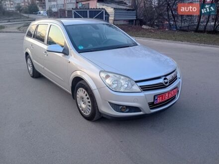 Серый Опель Астра, объемом двигателя 1.6 л и пробегом 203 тыс. км за 5400 $, фото 1 на Automoto.ua