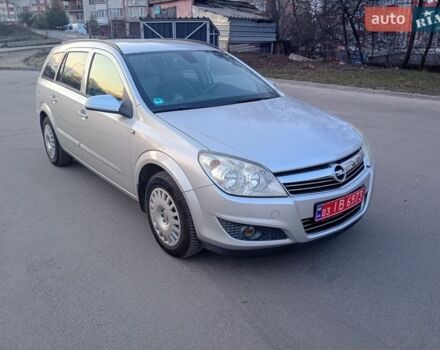 Серый Опель Астра, объемом двигателя 1.6 л и пробегом 203 тыс. км за 5400 $, фото 1 на Automoto.ua