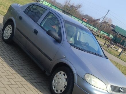 Серый Опель Астра, объемом двигателя 1.4 л и пробегом 271 тыс. км за 3400 $, фото 1 на Automoto.ua