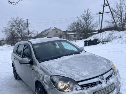 Серый Опель Астра, объемом двигателя 1.2 л и пробегом 380 тыс. км за 3900 $, фото 1 на Automoto.ua