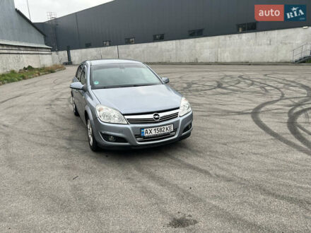 Сірий Опель Астра, об'ємом двигуна 1.6 л та пробігом 235 тис. км за 5200 $, фото 1 на Automoto.ua