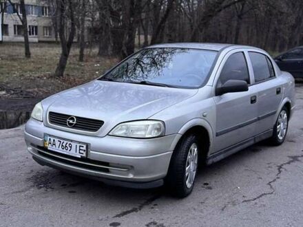 Серый Опель Астра, объемом двигателя 1.4 л и пробегом 140 тыс. км за 4500 $, фото 1 на Automoto.ua