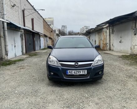 Серый Опель Астра, объемом двигателя 1.6 л и пробегом 285 тыс. км за 6000 $, фото 1 на Automoto.ua