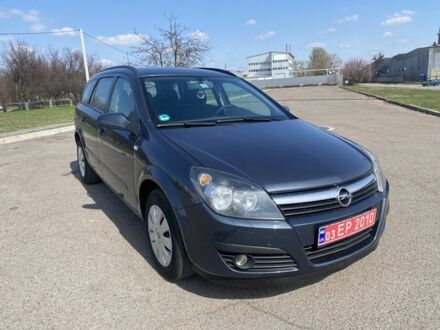 Опель Астра 2007 в Черкассах на Automoto.ua Серый Опель Астра, объемом двигателя 1.8 л и пробегом 214 тыс. км за 5550 $, фото 1 на Automoto.ua