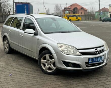 Серый Опель Астра, объемом двигателя 1.9 л и пробегом 300 тыс. км за 2500 $, фото 1 на Automoto.ua