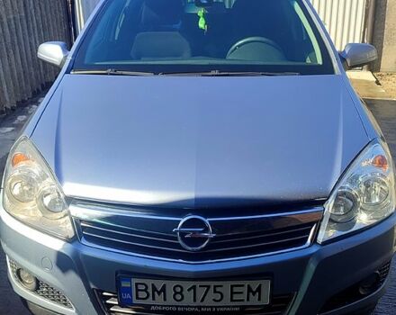 Серый Опель Астра, объемом двигателя 1.7 л и пробегом 350 тыс. км за 5100 $, фото 1 на Automoto.ua