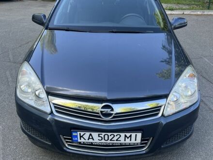 Опель Астра 2008 в Киеве на Automoto.ua Серый Опель Астра, объемом двигателя 1.6 л и пробегом 243 тыс. км за 4999 $, фото 1 на Automoto.ua