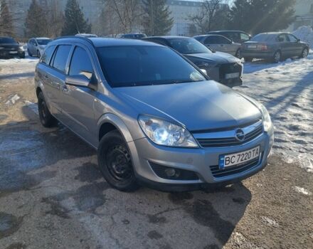 Серый Опель Астра, объемом двигателя 1.7 л и пробегом 264 тыс. км за 4999 $, фото 1 на Automoto.ua