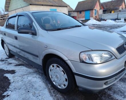 Серый Опель Астра, объемом двигателя 1.4 л и пробегом 160 тыс. км за 3950 $, фото 1 на Automoto.ua