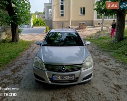 Серый Опель Астра, объемом двигателя 1.7 л и пробегом 223 тыс. км за 4400 $, фото 1 на Automoto.ua