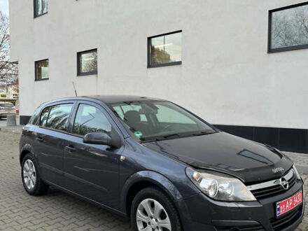Серый Опель Астра, объемом двигателя 1.6 л и пробегом 207 тыс. км за 5800 $, фото 1 на Automoto.ua