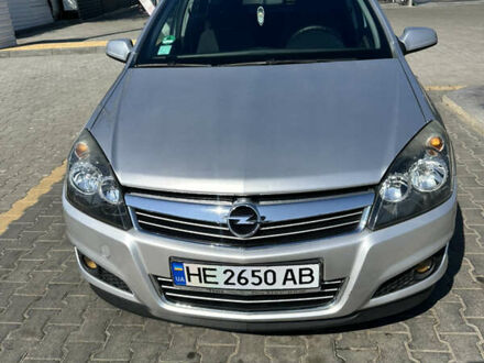 Опель Астра 2008 в Николаеве на Automoto.ua Серый Опель Астра, объемом двигателя 1.6 л и пробегом 224 тыс. км за 5750 $, фото 1 на Automoto.ua