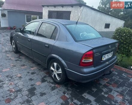 Сірий Опель Астра, об'ємом двигуна 1.6 л та пробігом 290 тис. км за 2800 $, фото 1 на Automoto.ua