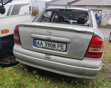 Опель Астра 2008 в Киеве на Automoto.ua Серый Опель Астра, объемом двигателя 1.4 л и пробегом 500 тыс. км за 900 $, фото 1 на Automoto.ua